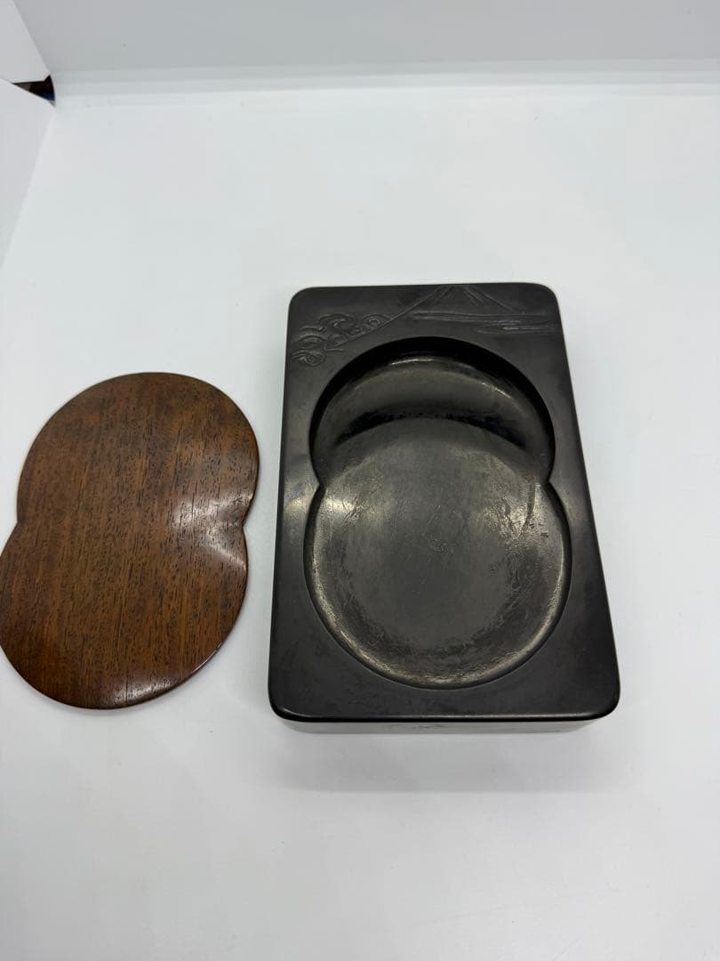 硯　作者入り　【十一代 雨宮静軒 作】雨端硯