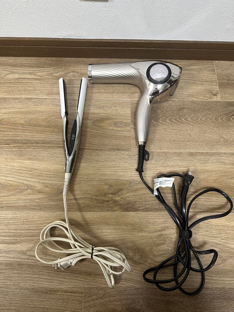 Refaビューテックドライヤー RE-AB15A +リファストレートヘアアイロン