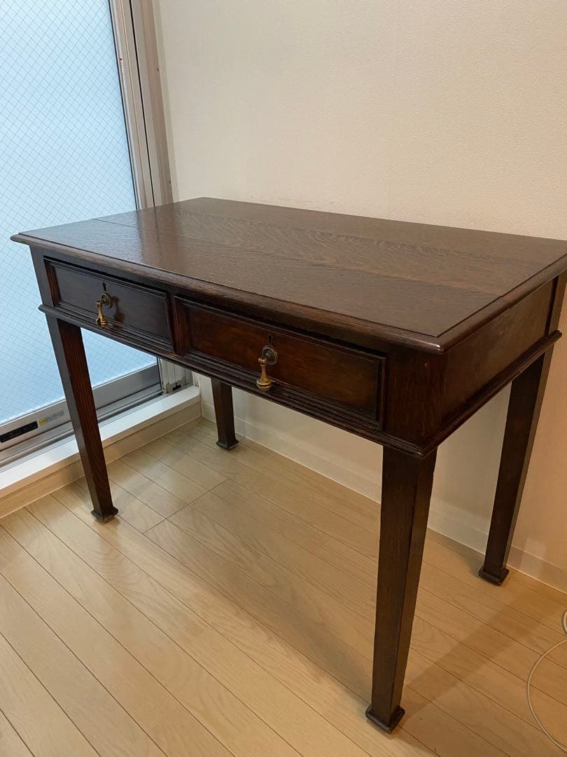 イギリスアンティーク　ライティングテーブル