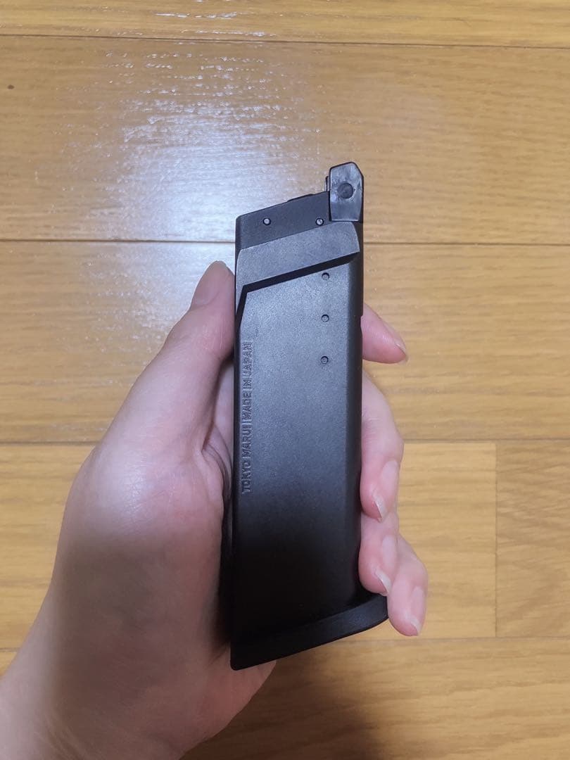 【まとめ売り】東京マルイ　USP ガスガン　ガスブローバック予備マガジン2個付き
