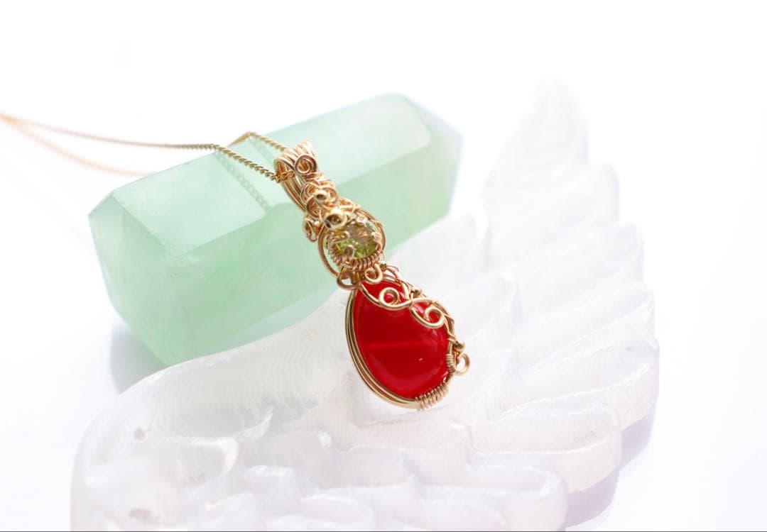 アンダラクリスタルのワイヤージュエリーネックレス✧ドラゴンズブラッド✧ペンダント