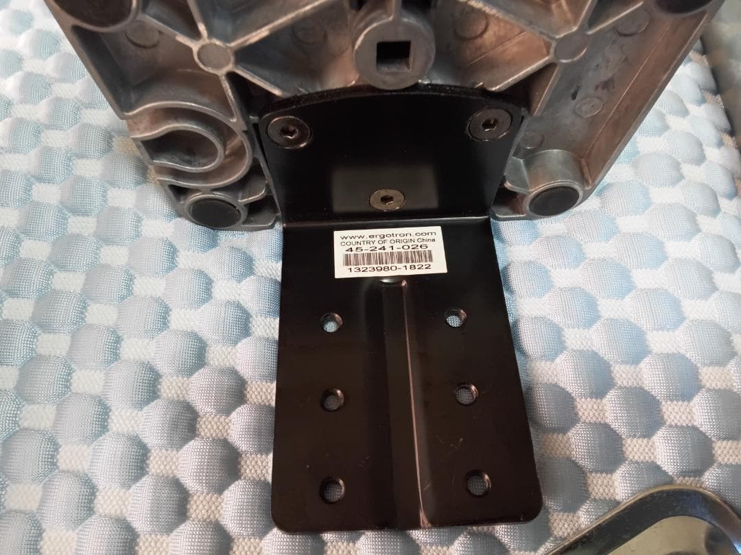 エルゴトロン　モニターアーム　LX