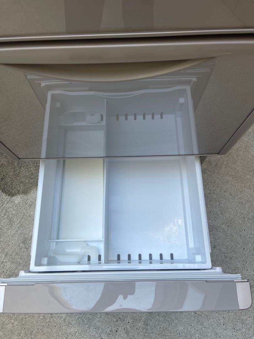 日立 R-S3200HV冷蔵庫 自動製氷真空チルド 315L 3ドア2018年製