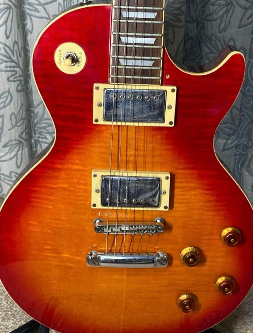 Epiphone Les Paul エレキギターサンバースト　ベルト付