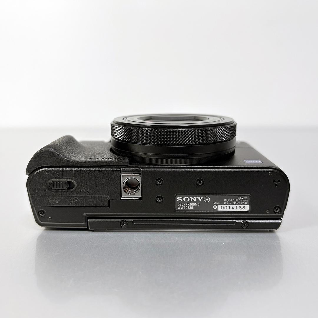 【Aランク品】ソニー Cyber-shot DSC-RX100 M5 非常に良い