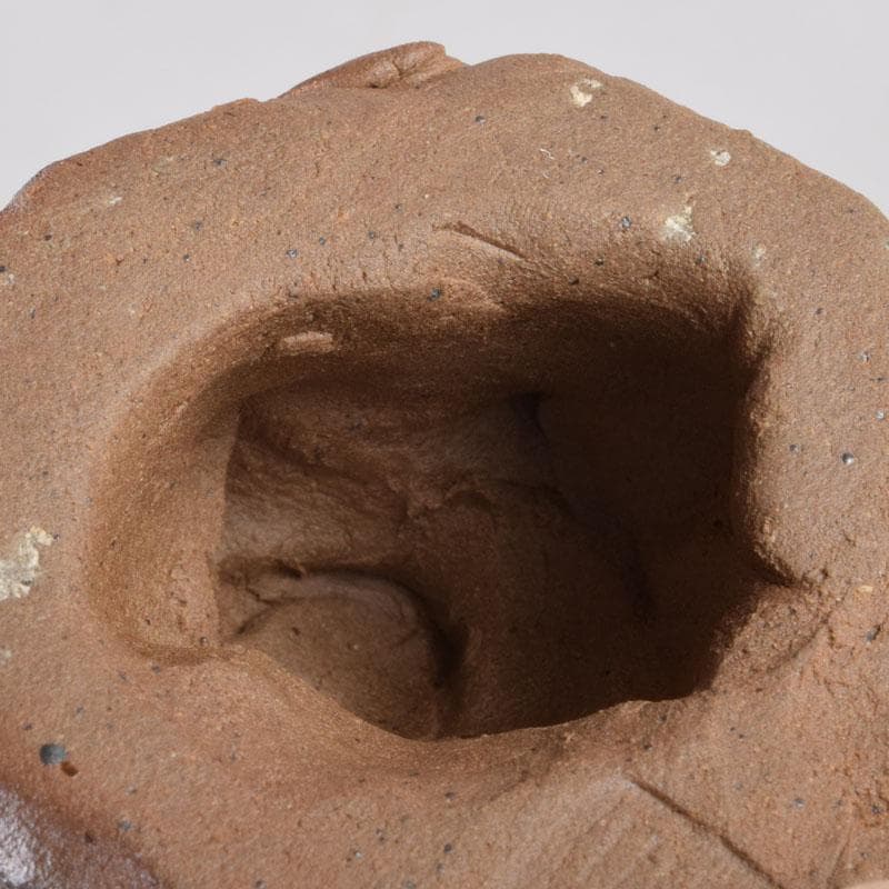 信楽焼　達磨像　置物　在銘　共箱　C　8472