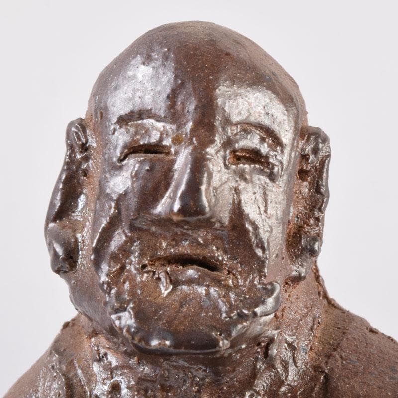 信楽焼　達磨像　置物　在銘　共箱　C　8472