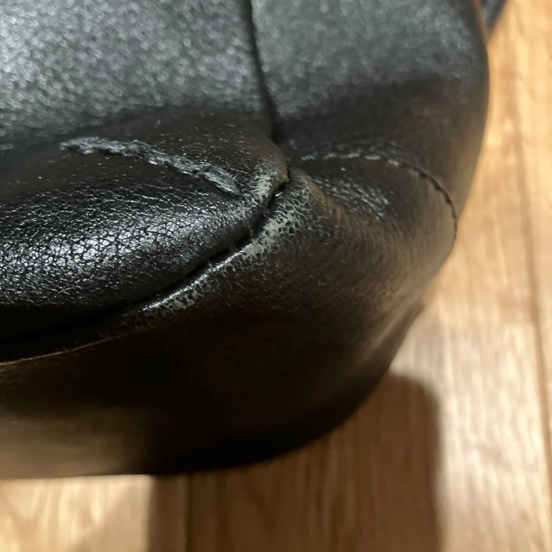 soutiencollar 黒 レザーハンドバッグ