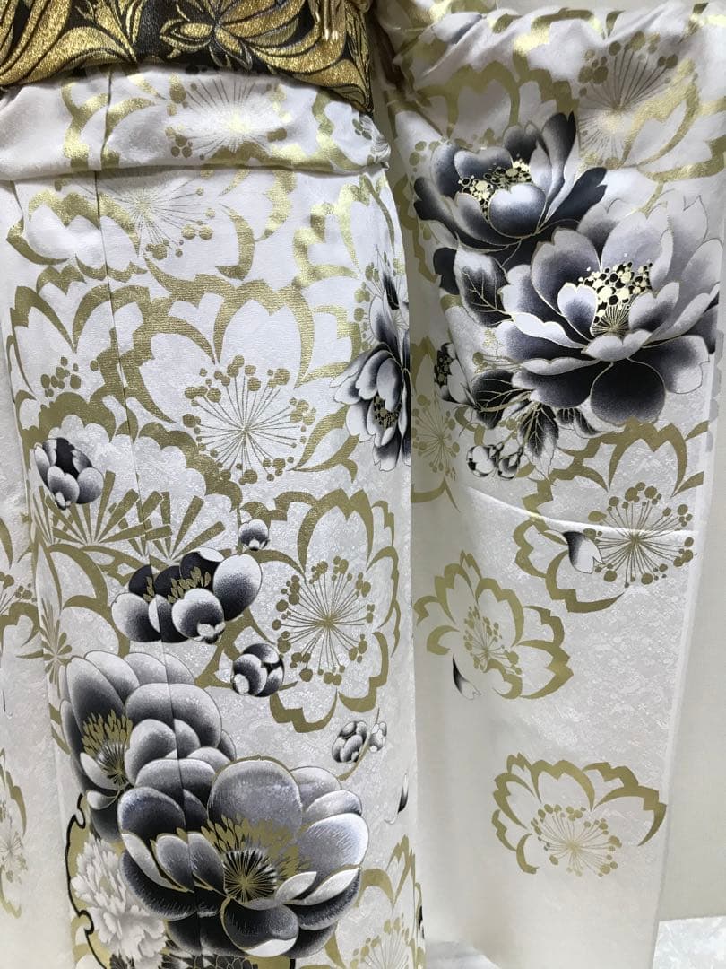 振袖単品　未仕立て品　正絹　金彩