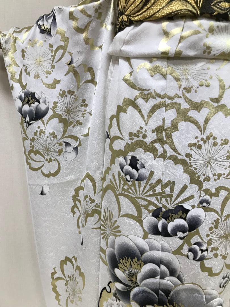 振袖単品　未仕立て品　正絹　金彩