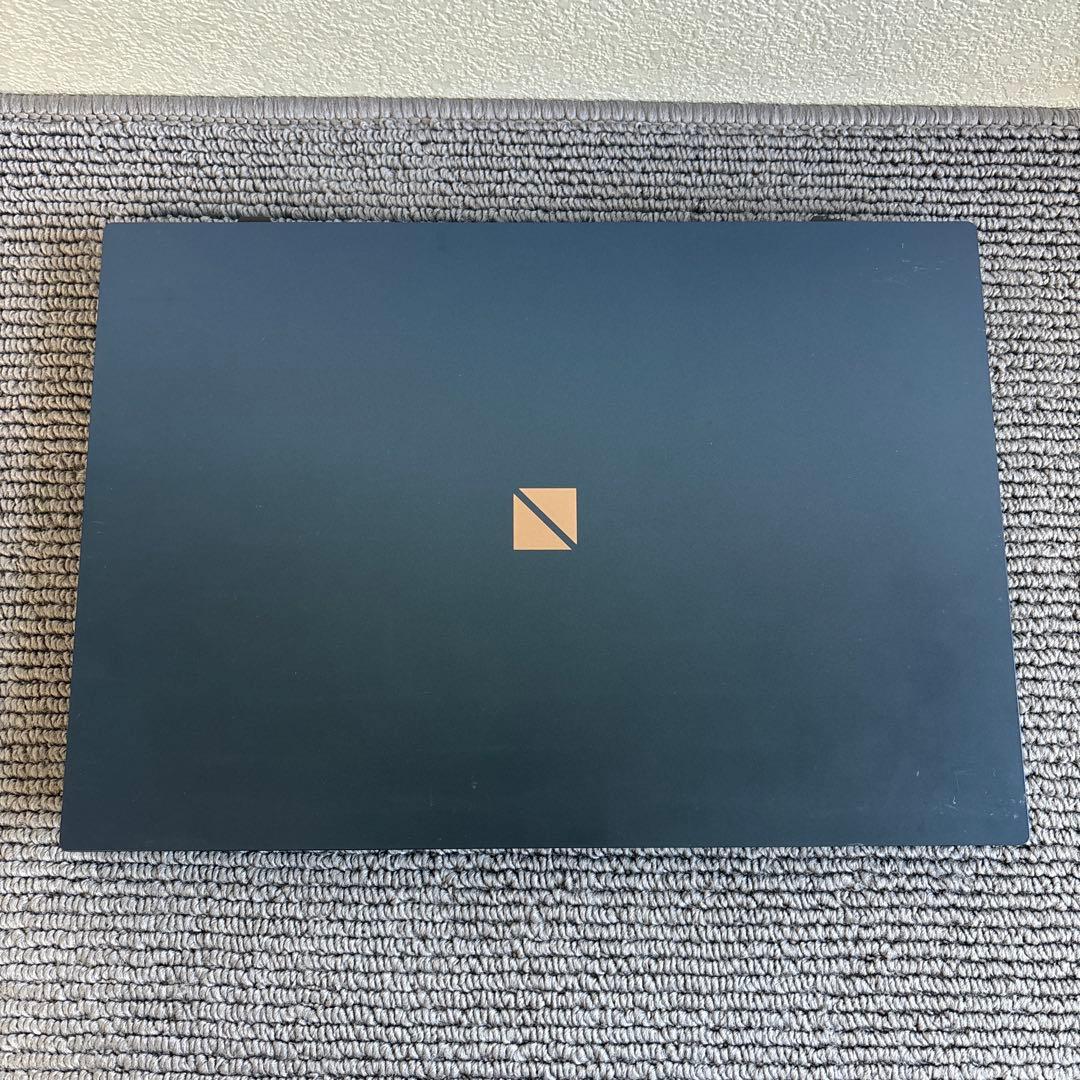 鶴屋様NEC Lavie N1515/A Athlon Silver 3050U