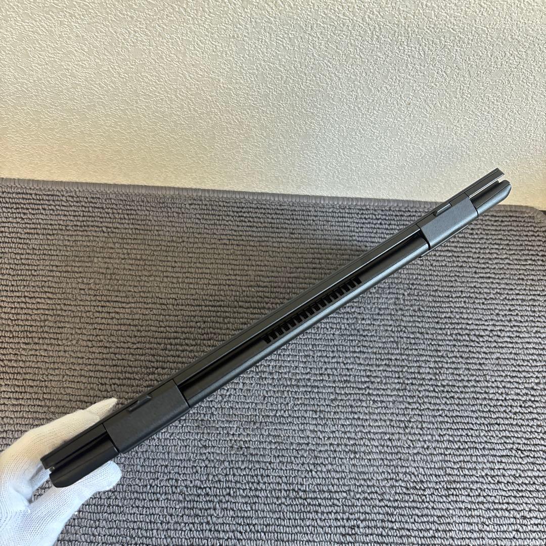 鶴屋様NEC Lavie N1515/A Athlon Silver 3050U