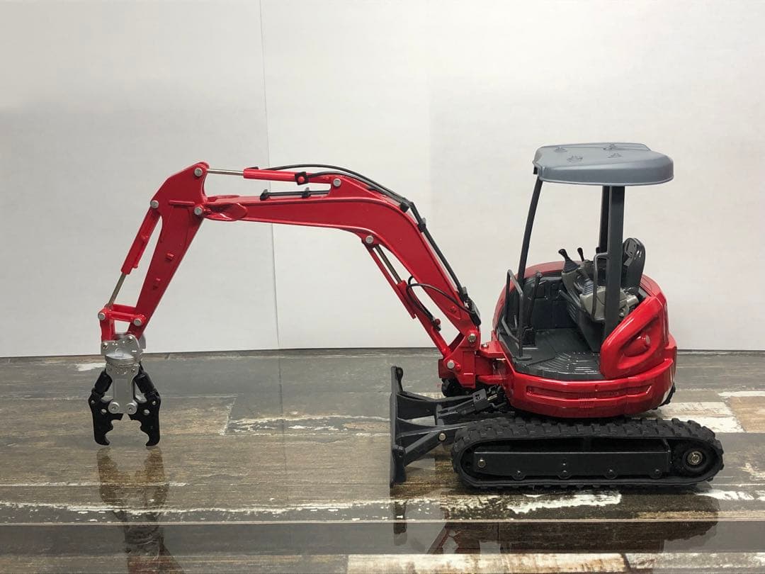 KOBELCO 1/21 ショベルカー　カスタム　ユンボ コベルコ　解体