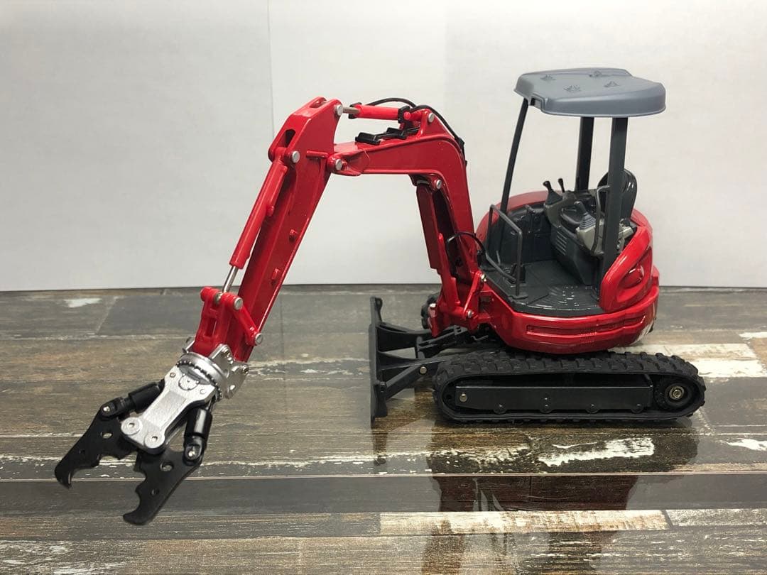 KOBELCO 1/21 ショベルカー　カスタム　ユンボ コベルコ　解体