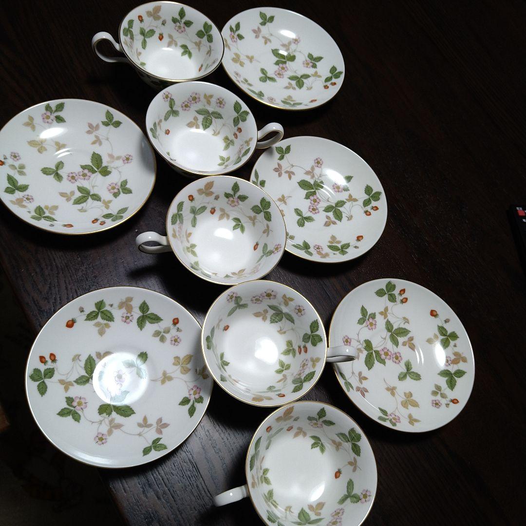 ♥黒壺印ウェッジウッドワイルドストロベリーティーカップ＆ソーサー５客セット