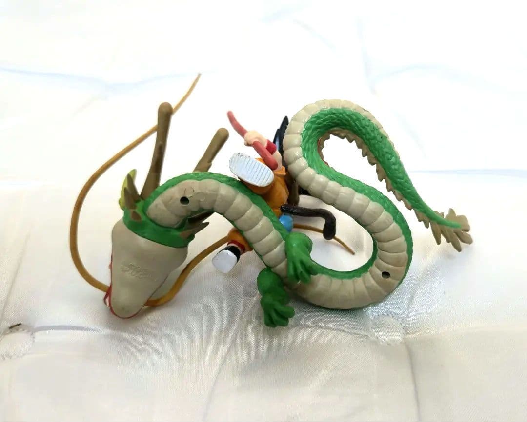 ドラゴンボール 孫悟空 シェンロン フィギュア