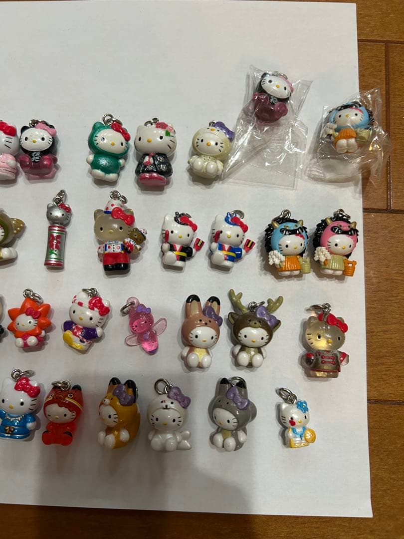 個別売り可能　ハローキティ ストラップ セット　49個
