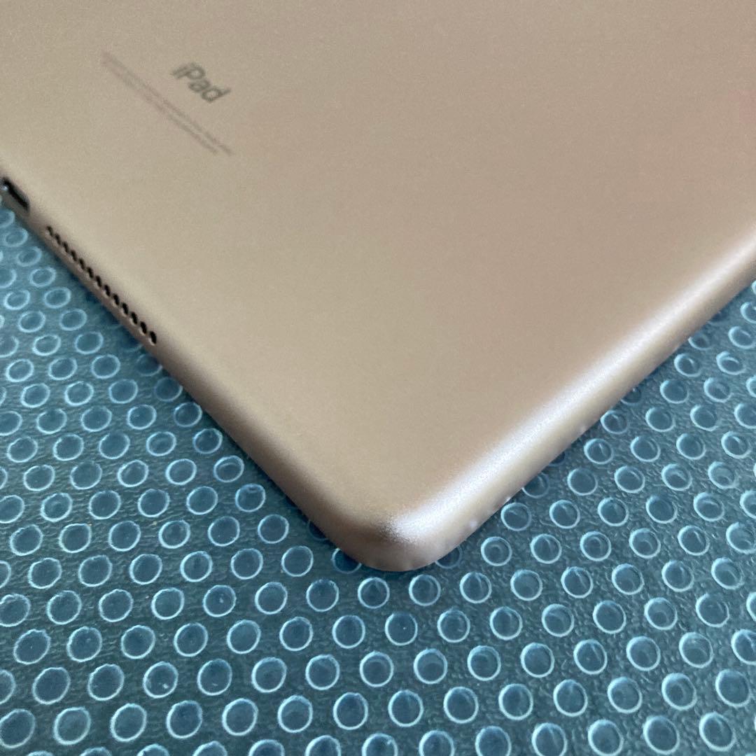 3946 美品☆電池最良好☆iPad6 第6世代 32GB WIFIモデル☆
