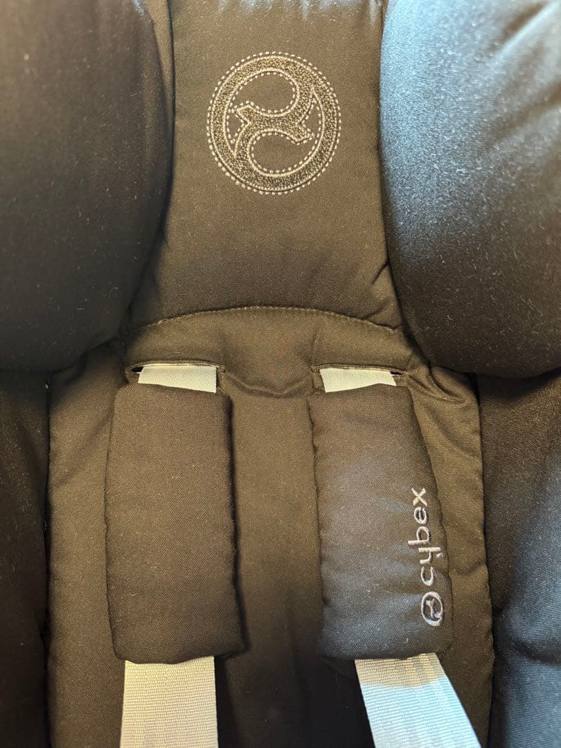 最終値下げ★サイベックス・チャイルドシート・CLOUD Z i-SIZE