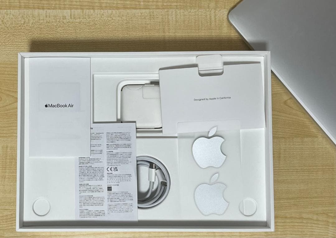 美品 MacBook Air M1 16GB/512GB フィルム付 ハブ付