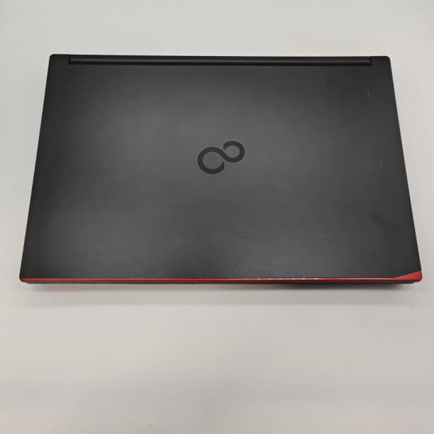 SSD1TB 第10世代 i5 バッテリー◎ 15 富士通 16GB オフィス