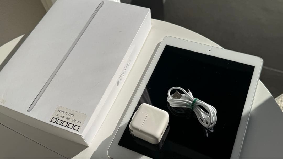 iPad Pro 9.7インチ Wi-Fiモデル 128GBシルバー