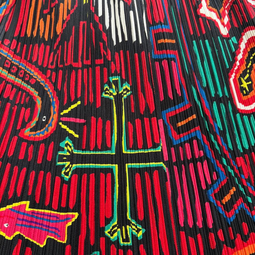 極美品☆希少☆プリーツプリーズ☆イッセイミヤケ☆お洒落なスカート☆サイズ２