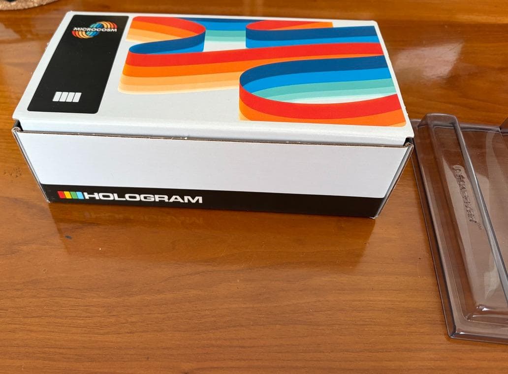 Hologram Microcosm デッキセーバー付き