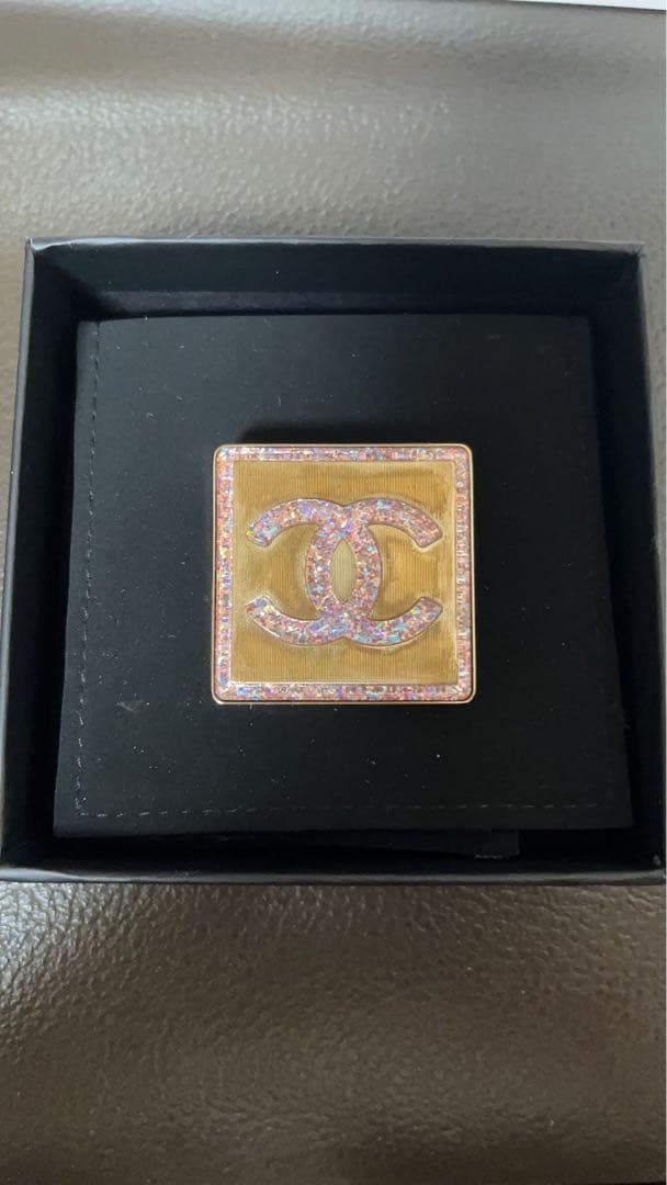 CHANELシャネル ブローチ2点セット