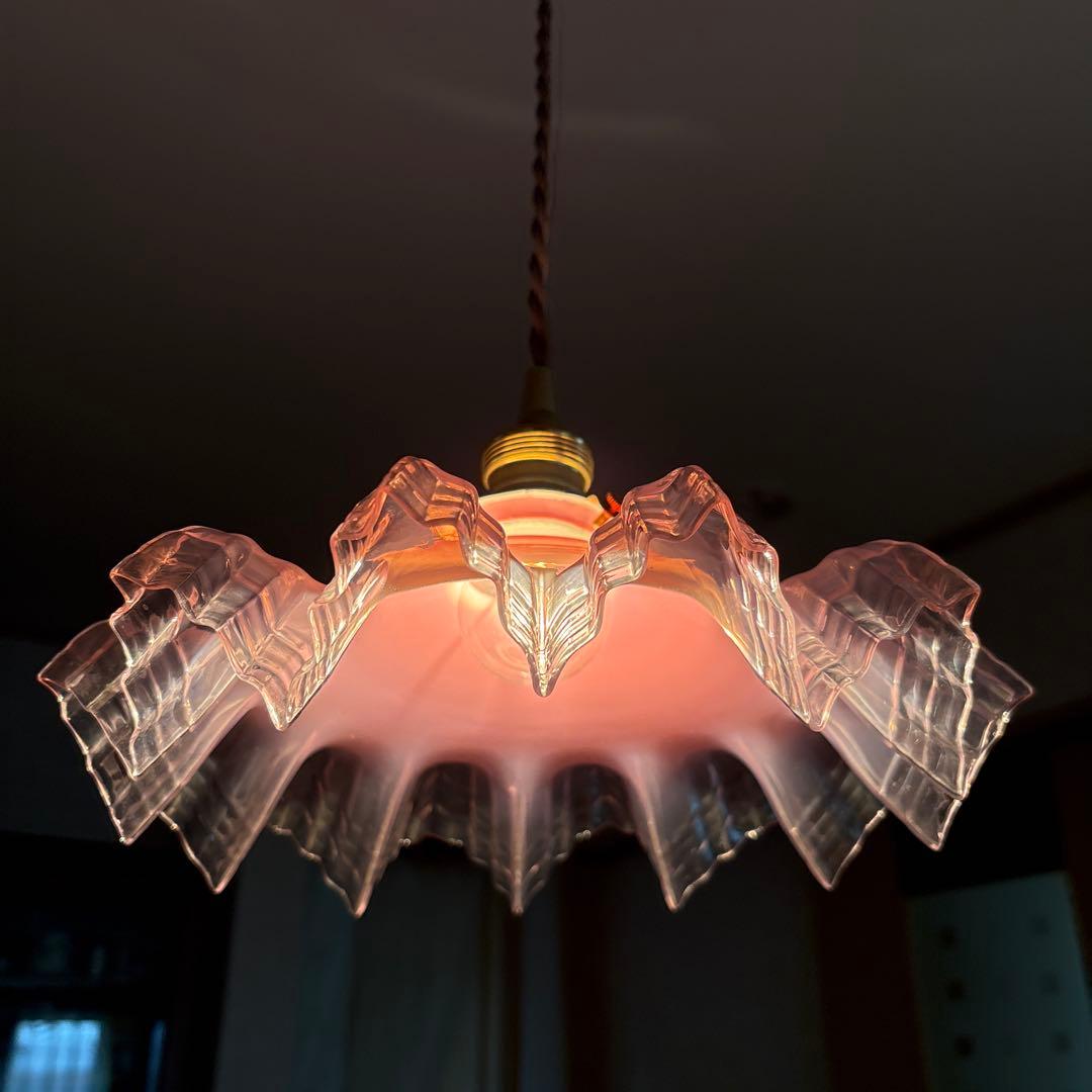 フランスアンティーク　オパールセントガラスシェード　ペンダントランプ