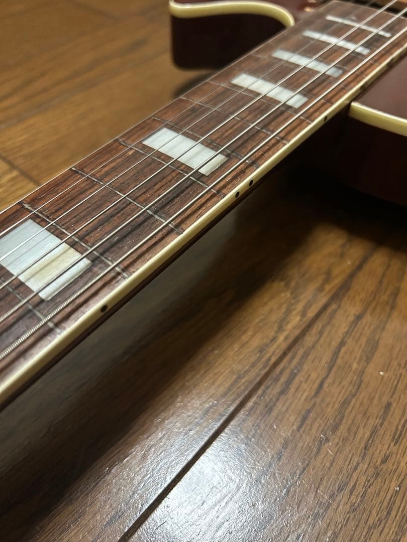 フレットレスギター Westminster レスポールタイプ