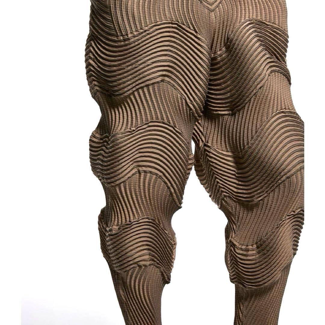 新品タグ付き　A-POC ABLE イッセイミヤケ　波形プリーツパンツ