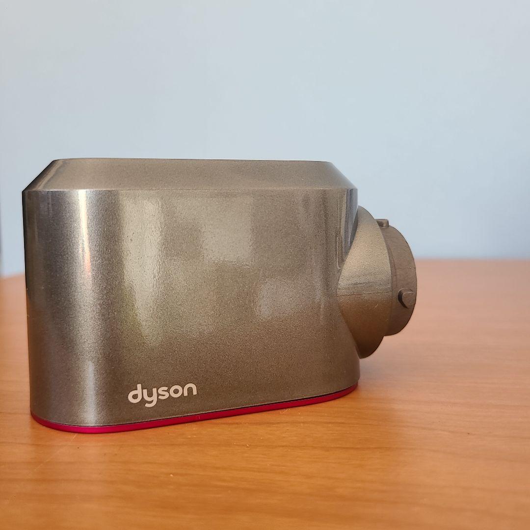 Dyson専用ケースとブラシセット