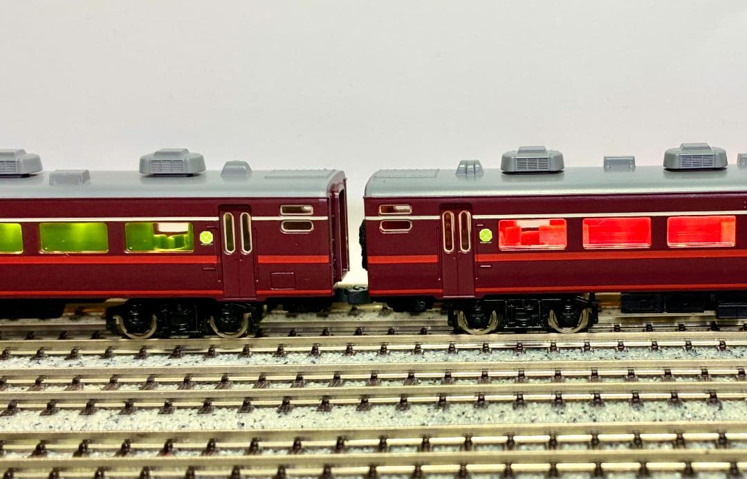 “EF58 61号機“と“サロンエクスプレス東京ファイナルモデル”のフルセット