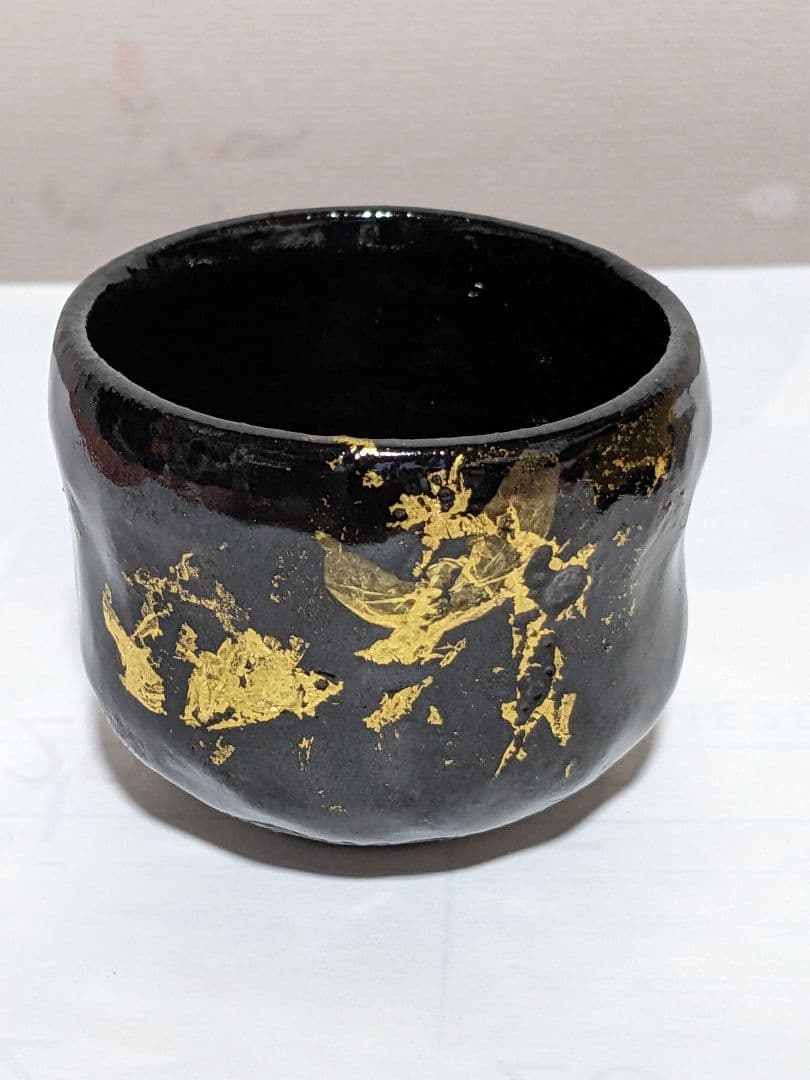 ♦大樋焼作家物 黒釉金彩 ぐい呑み 酒器 未使用の美品 楽焼脇窯 骨董品