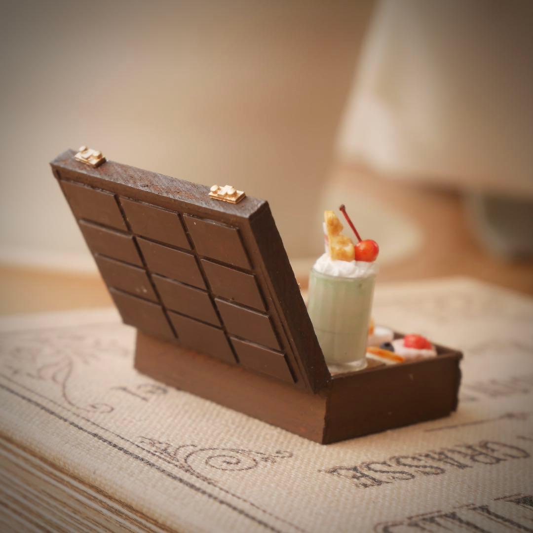 chocolate trunk チョコレートテーマのトランクスイーツ