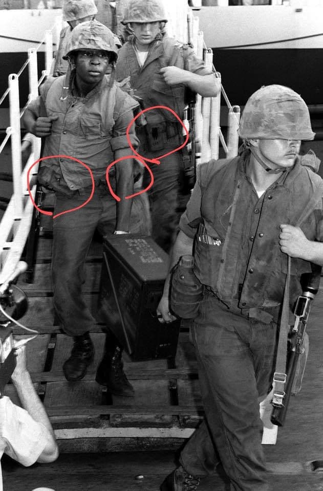 アメリカ軍実物放出品　69年製 M16 30連マガジンポーチ