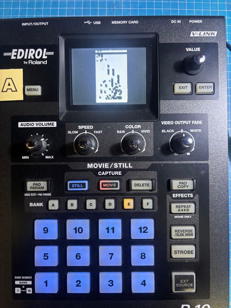 EDIROL ROLAND P-10 ビジュアルサンプラー　VJ機材