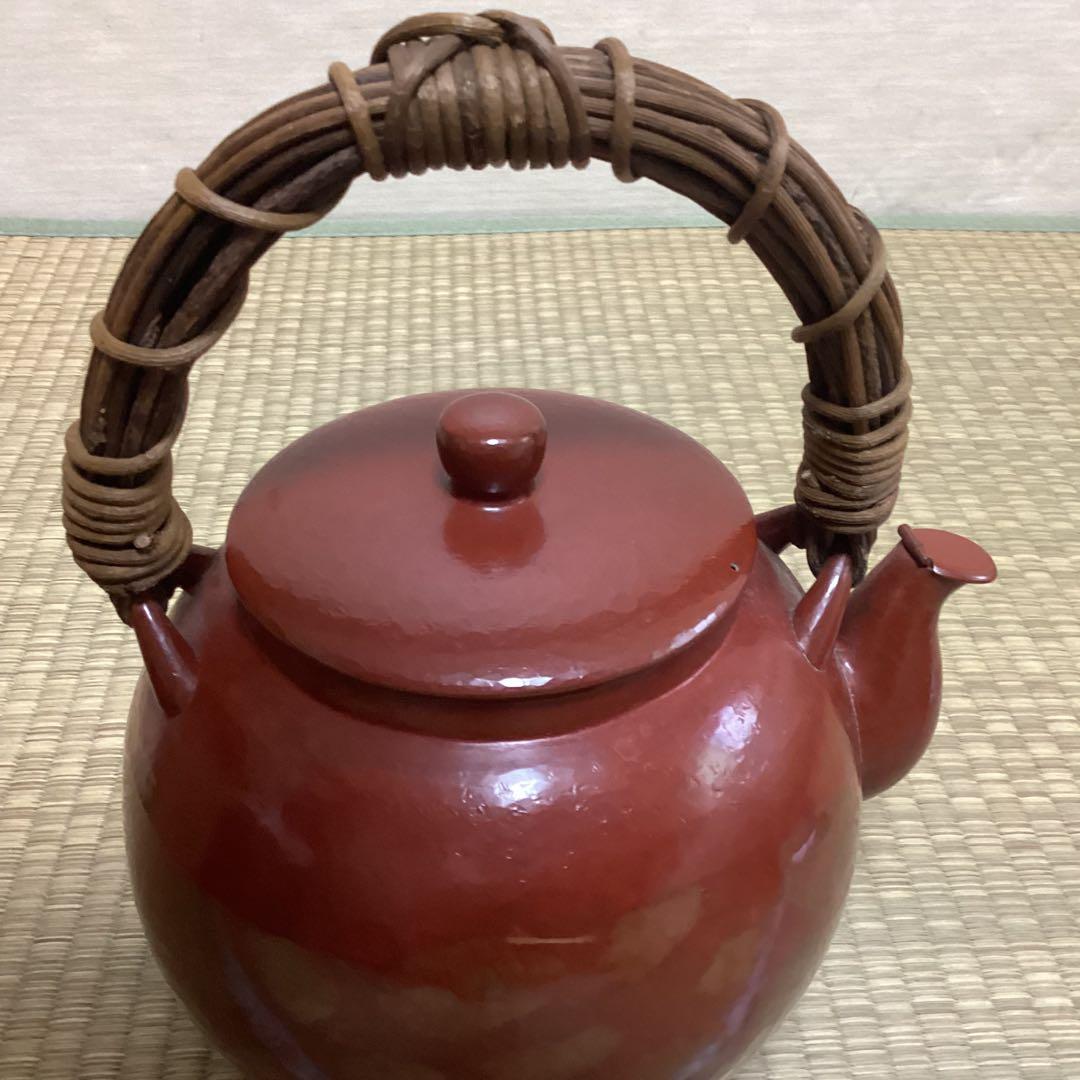 玉川堂製　槌目漆塗り銅薬罐