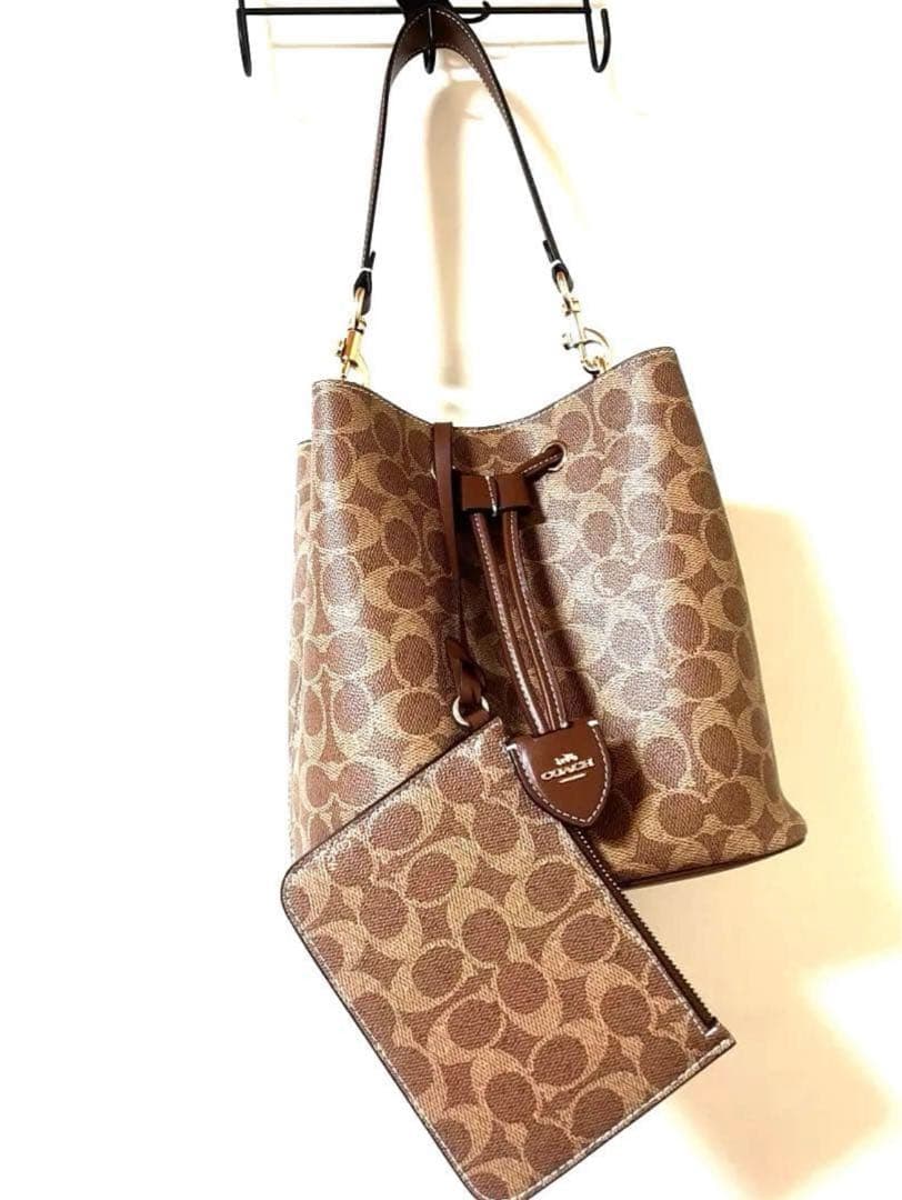 【COACH】 ローアン バケット バッグ・シグネチャー キャンバス