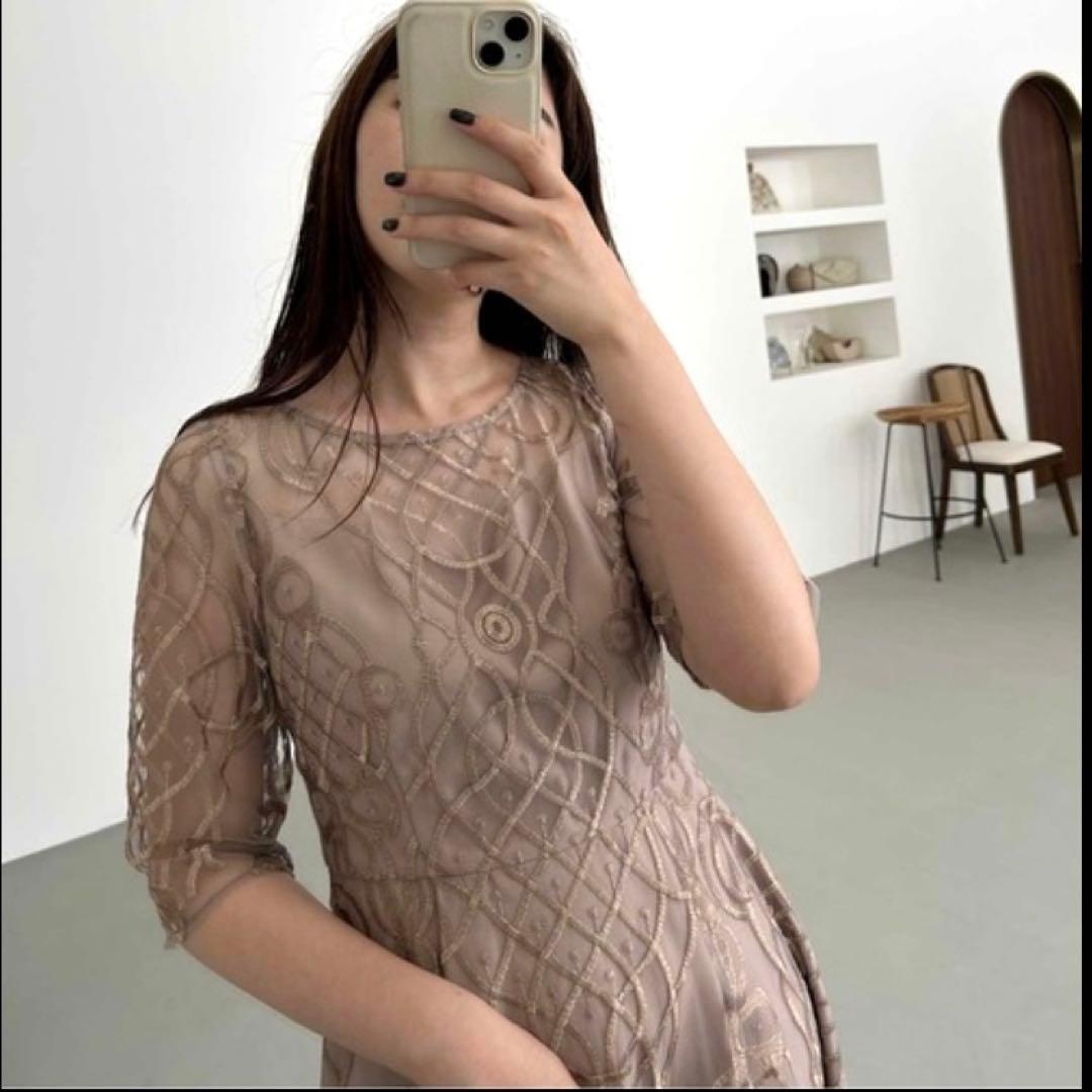 新品✨ドリードール シャイニーエンブロイダリードレス オケージョン ワンピースM