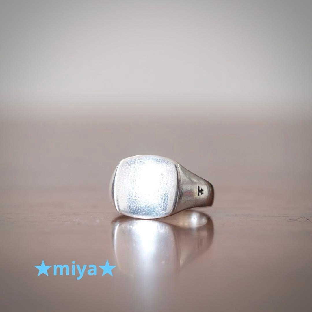 アクセサリー TOMWOOD / Mini Signet Cushion Ring / 46