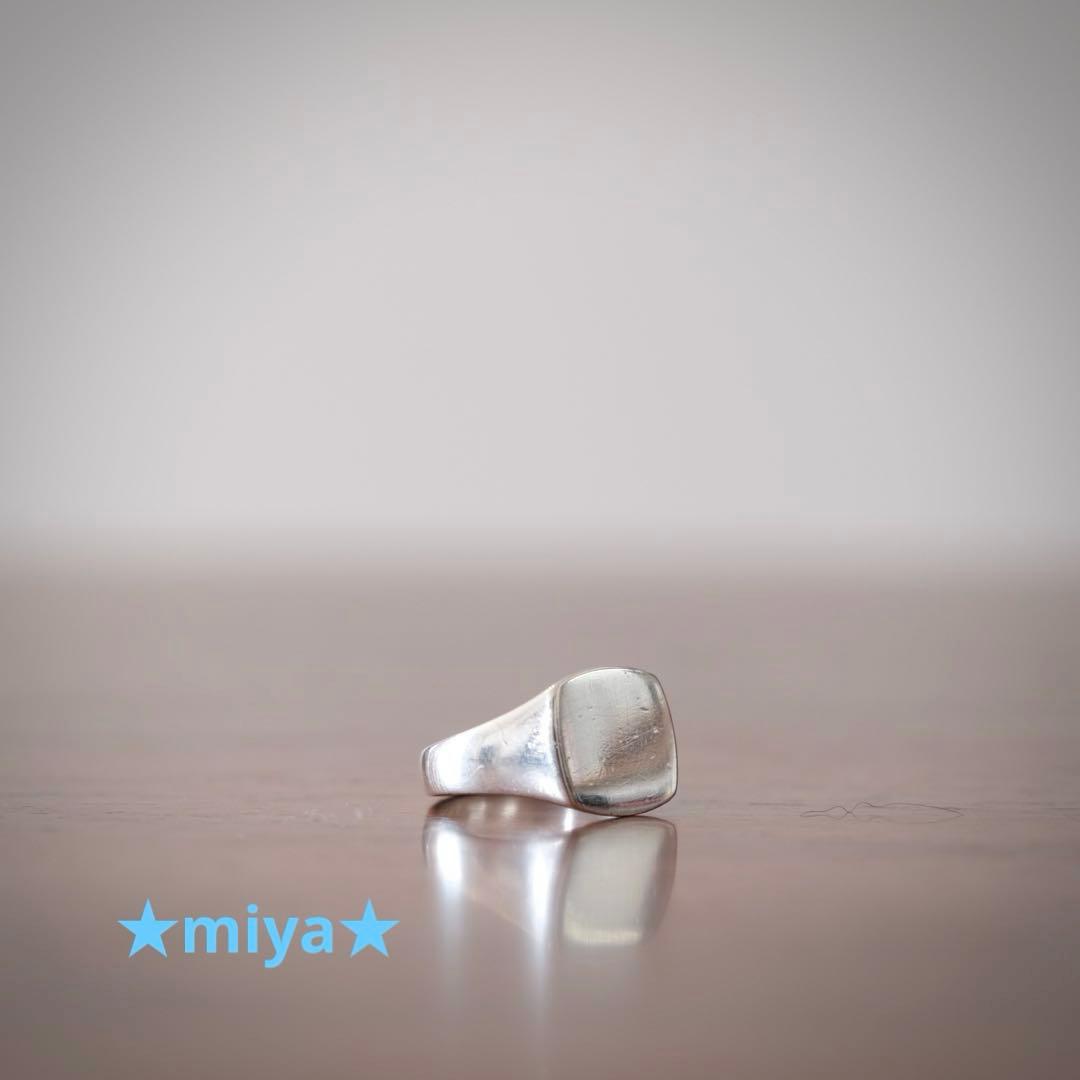 アクセサリー TOMWOOD / Mini Signet Cushion Ring / 46