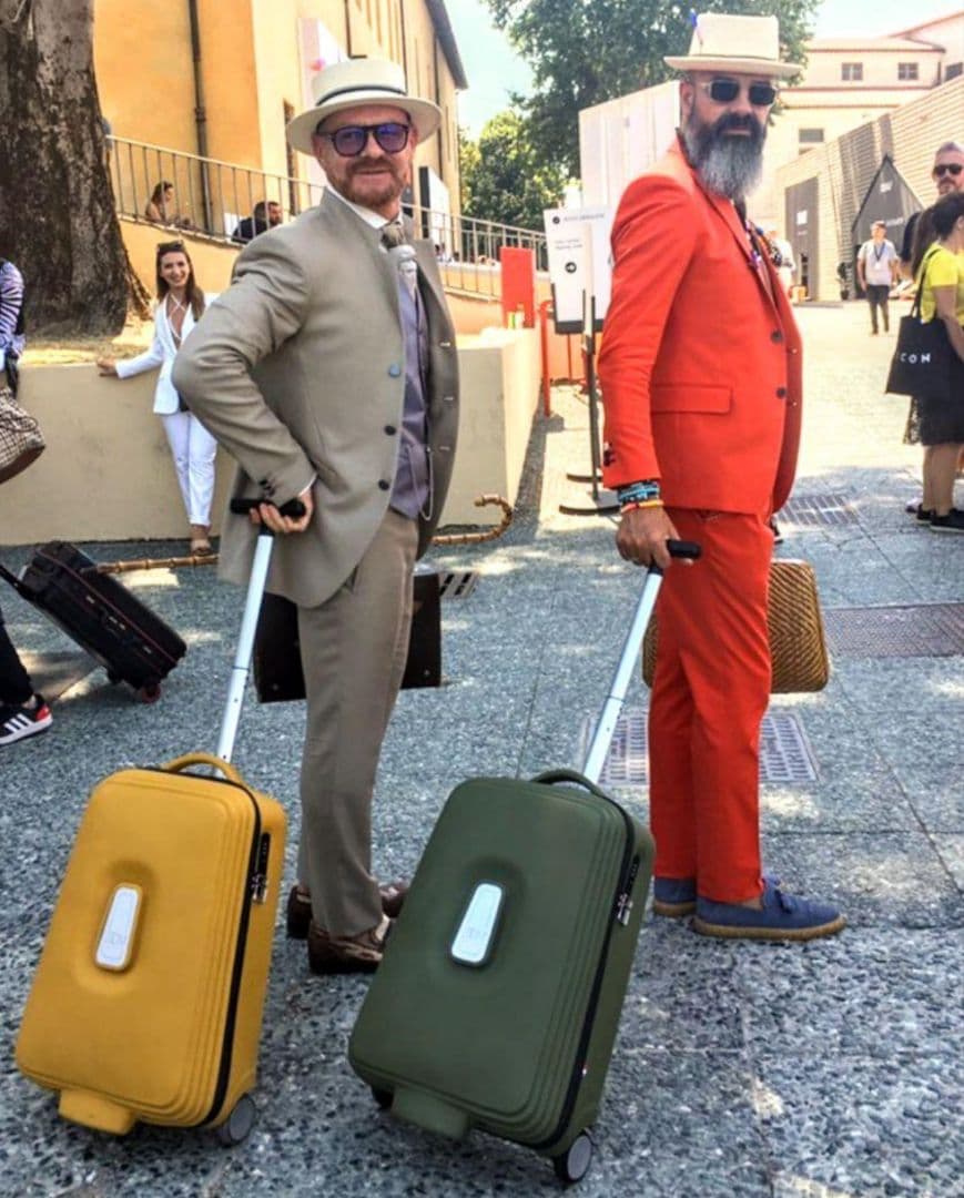 ♦新品♦ スーツケース イタリア製 ネイビー 機内持込OK キャリーバッグ