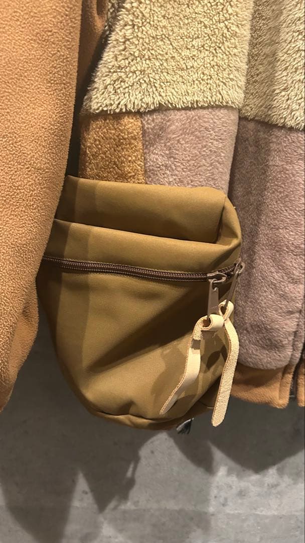 Patagonia giletリメイク　フリースジャケット　SILLAGE