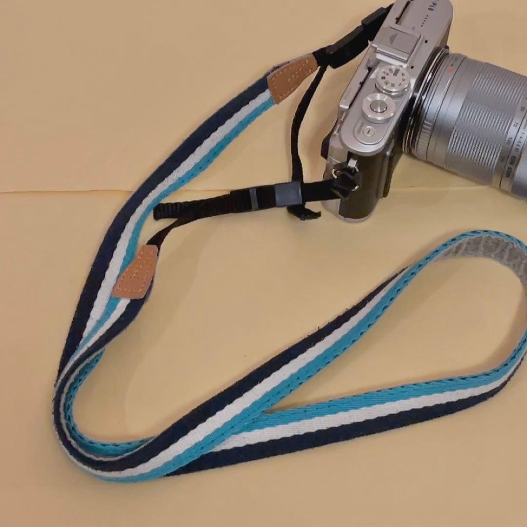 一眼レフ！オリンパス　ペン 8 レンズ付き