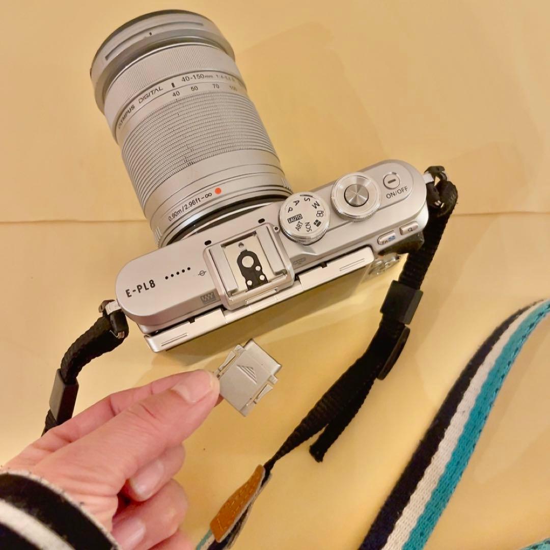 一眼レフ！オリンパス　ペン 8 レンズ付き