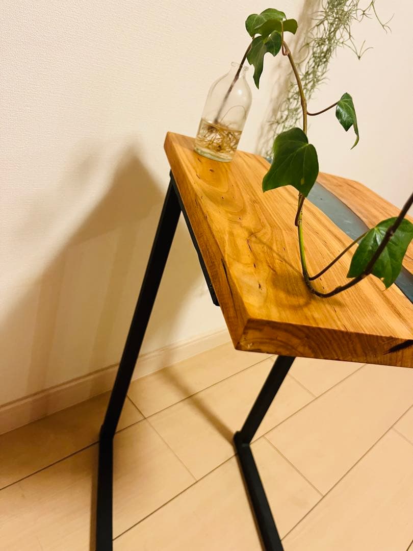 レジンテーブル　ソファテーブル　サイドテーブル　桜の木