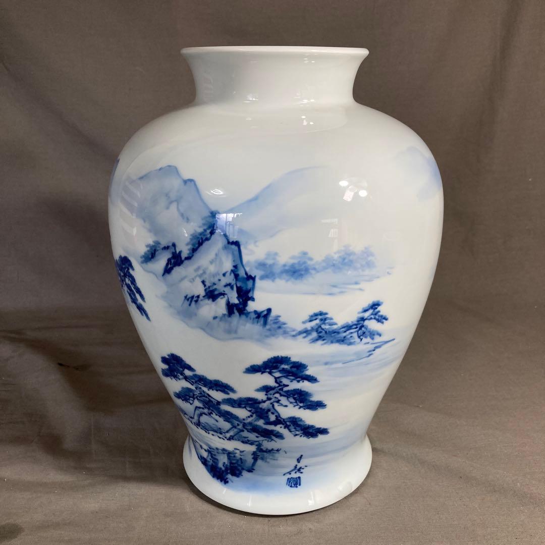 【深川製磁】有田焼の伝統　日本の名窯　宮内庁御用達　深川製磁　染付山水絵　花瓶