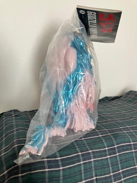 未開封 MEDICOM TOY CCP ジャイアントヘドラ サイケデリックカラー